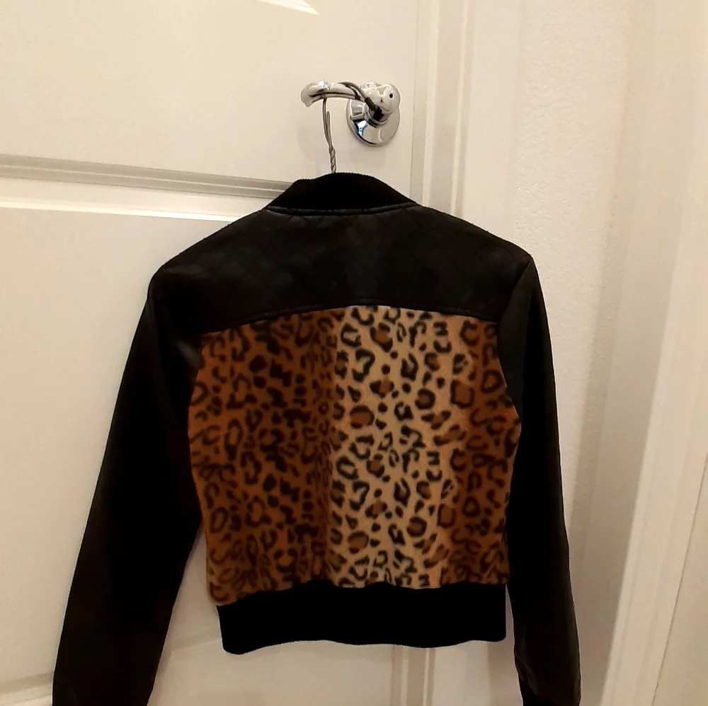 Lepoard Jacket - Picture 6 of 8